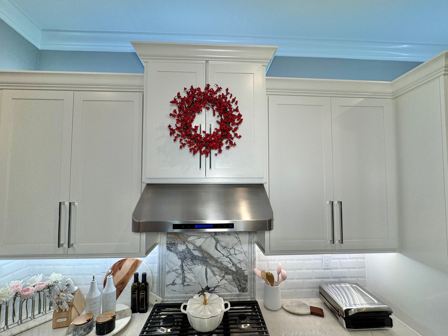 Red berry wreath for front door
Faux holiday wreath for fireplace mantel
Artificial winter wreath for wall decor
Rustic farmhouse grapevine wreath
Artificial Christmas wreath for entryway
Faux red berry wreath for tablescape
Holiday red berry wreath for living room
Traditional red berry front door decor
Faux red berry wreath for porch decor
Winter faux berry wall wreath
