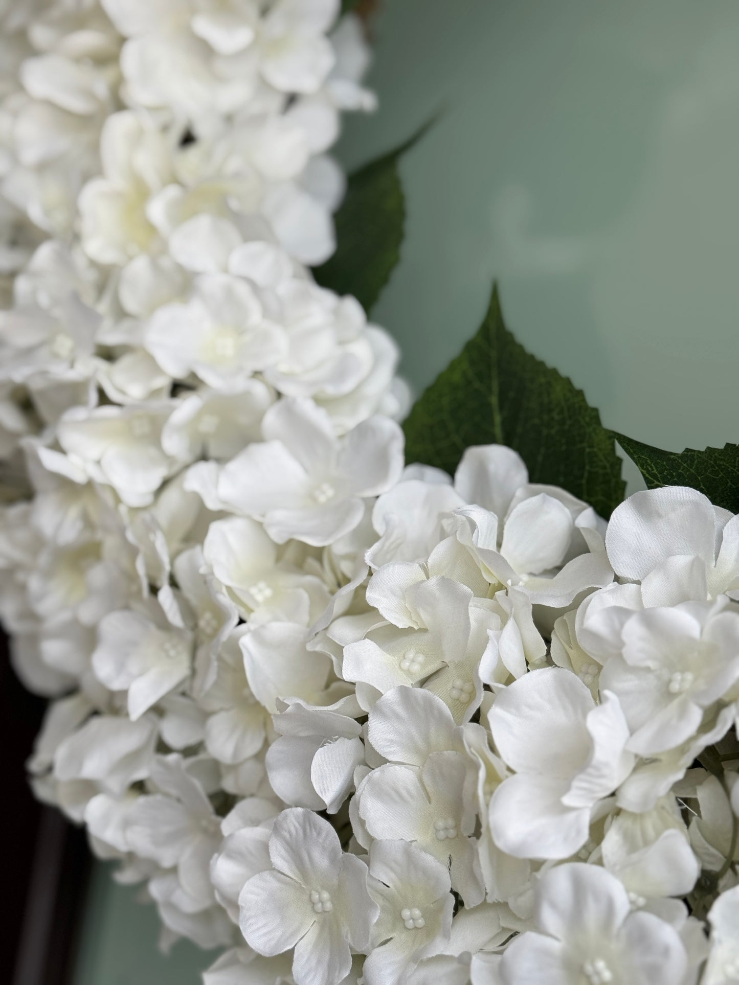wedding flower wreath
bridal shower wreath
white floral wreath for events
housewarming wreath gift
wreath for memorial services
event decoration flower wreath
floral wreath for baby shower
white wreath for birthday party
reception floral wreath
celebration white floral decor