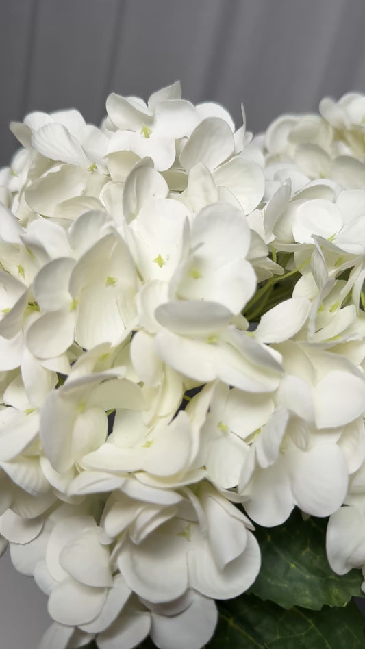 Ariane Real Touch Artificial White Hydrangea Flowers 20” Silk Floral Stems, 3-Piece Bundle, Faux Wedding Bouquets, Home & Event Décor