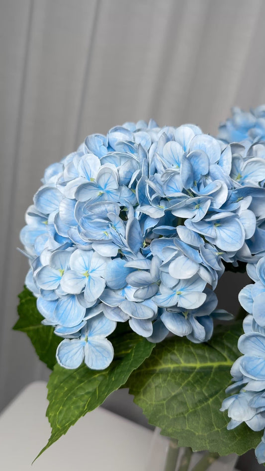 Ariane Real Touch Artificial Mixed Blue Hydrangea Flowers, 20” Silk Floral Stems, Set of 3, Faux Blue Flower Stems for Weddings & Home Décor