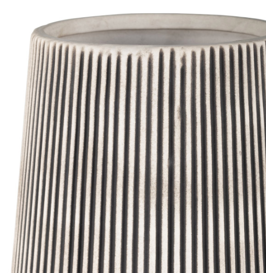 Ivory Rigged Vase