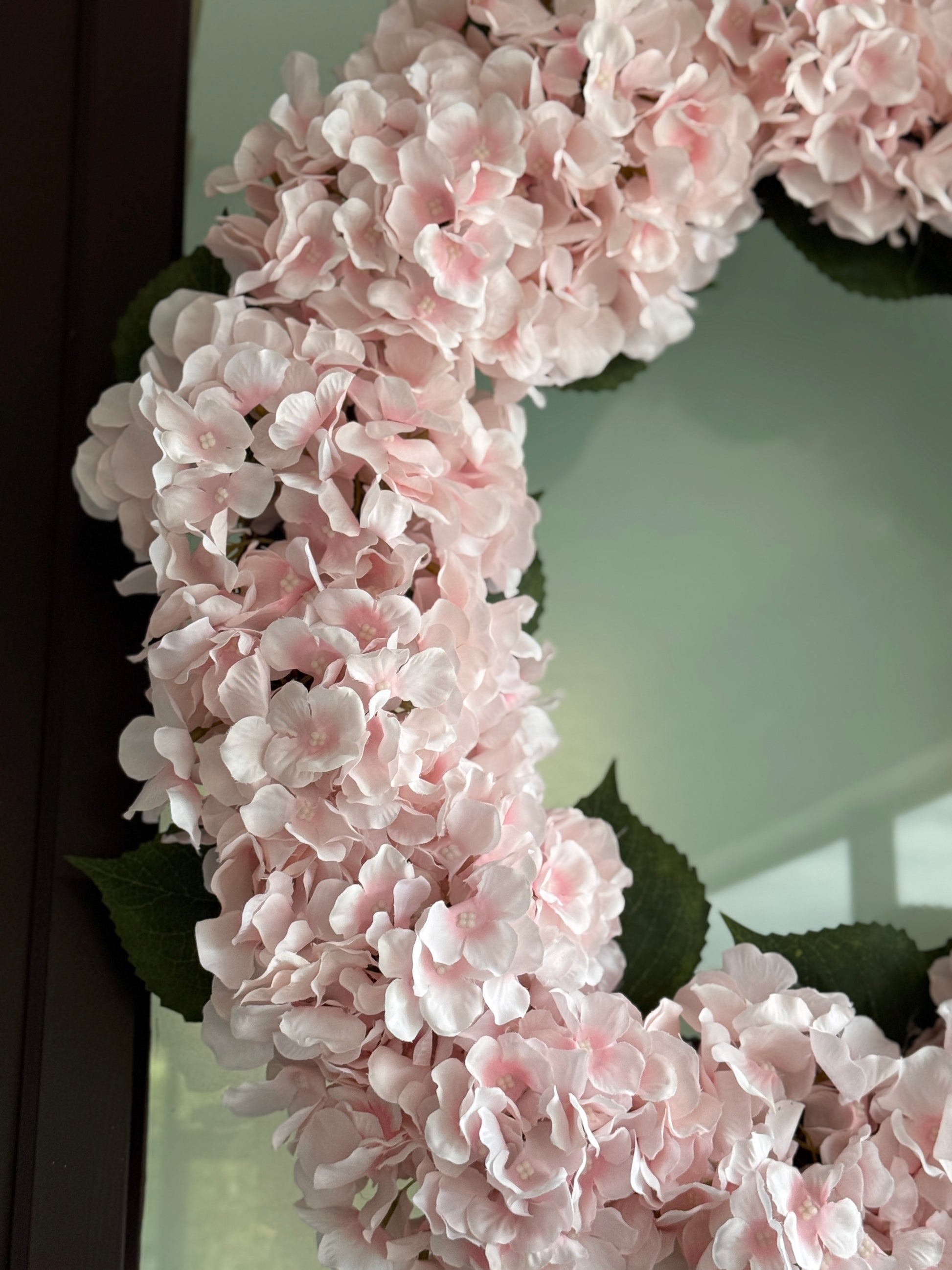 buy pink hydrangea wreath

artificial flower wreath for door

realistic pink hydrangea wreath

best artificial hydrangea wreath

UV protected floral wreath

silk pink hydrangea wreath

artificial wreath with 16 flower heads

pink front door decor

wreath for outdoor use

durable silk flower wreath