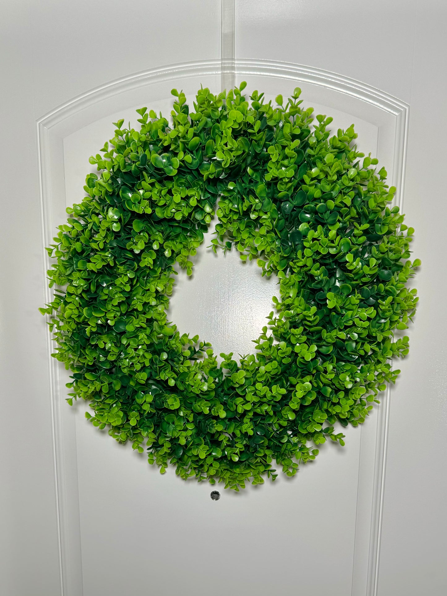 Chiara Green Artificial Boxwood Decorative Wreath Indoor/ Outdoor Use