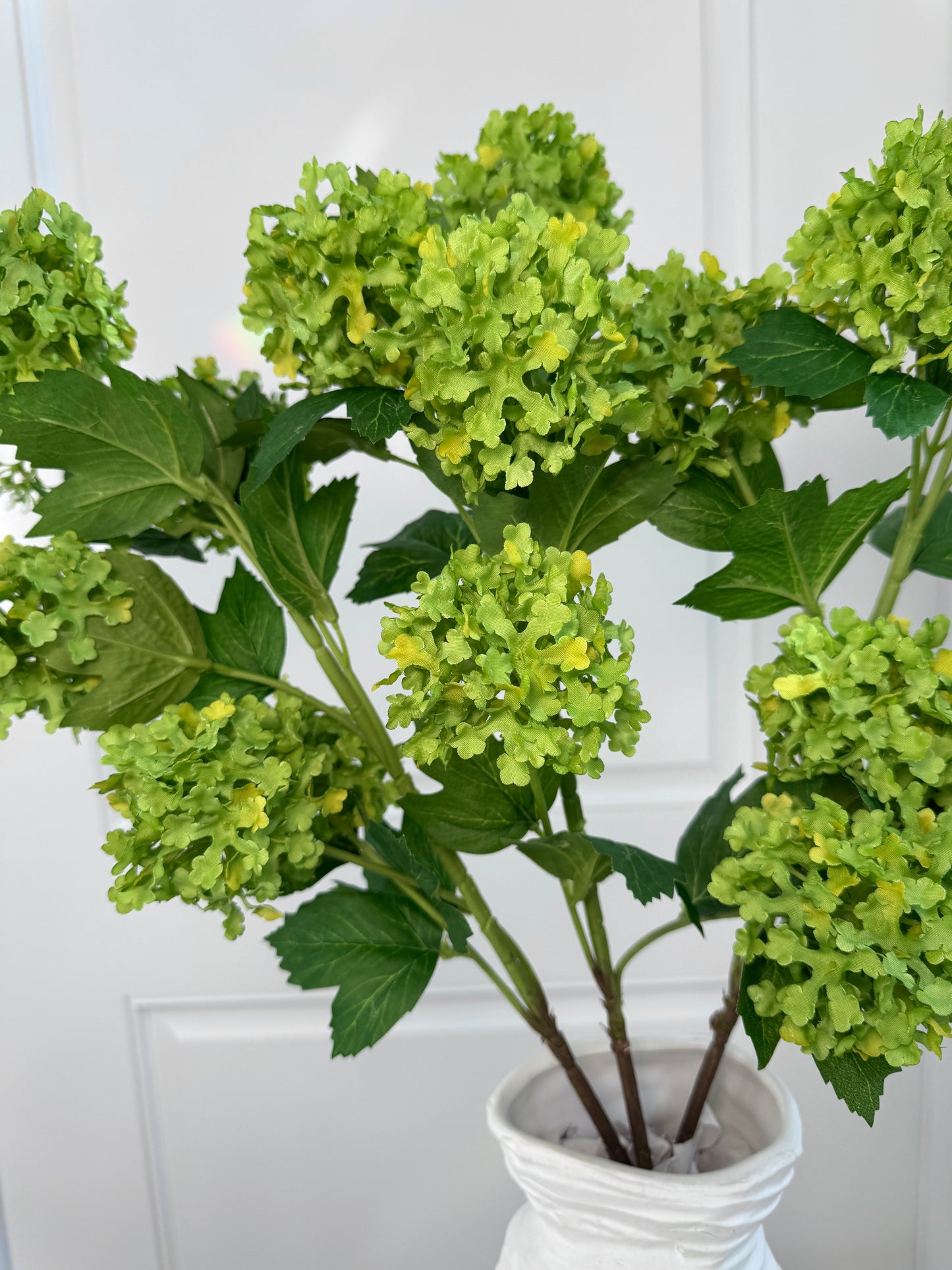 faux hydrangea stems 30 inch

silk hydrangea stems green

real touch hydrangea stems

lifelike artificial green flowers

green flower stems for vases

wedding faux hydrangea flowers

silk flowers for centerpieces

tall faux flower stems

realistic green hydrangeas

30” artificial flower stems