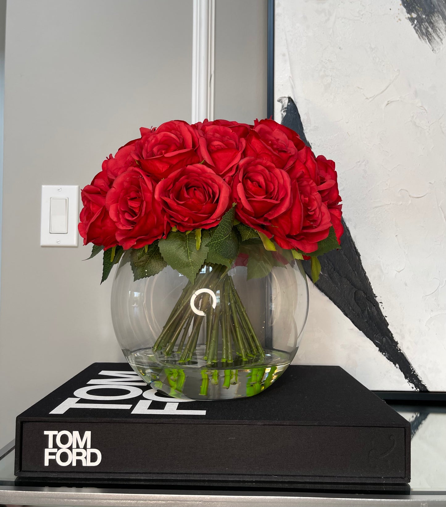 Amelie Red Rose Arrangement in vase in Glass Crystal