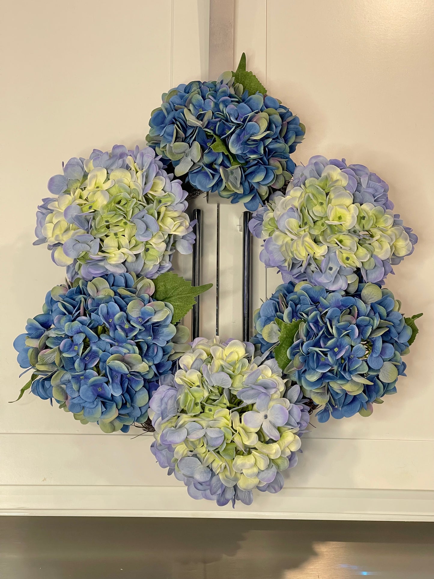 Silk Hydrangea Wreath Medium Luxury Mixed Blue 18in