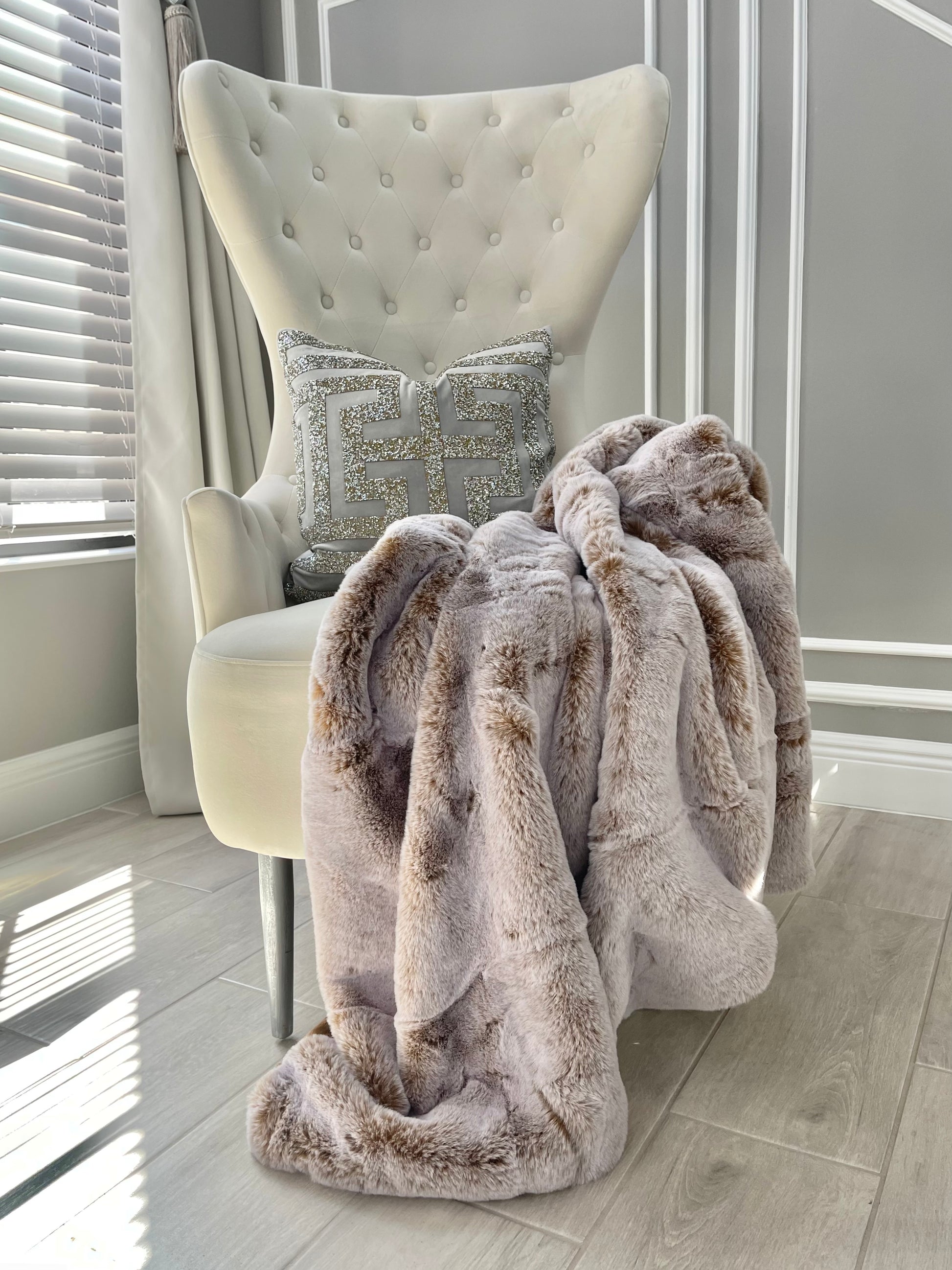luxury soft throw blanket caramel