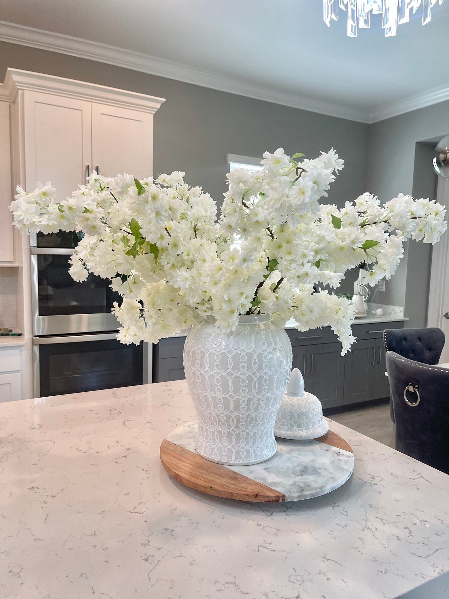 Totally Glam Aura Ginger Jar White Vase for flowers